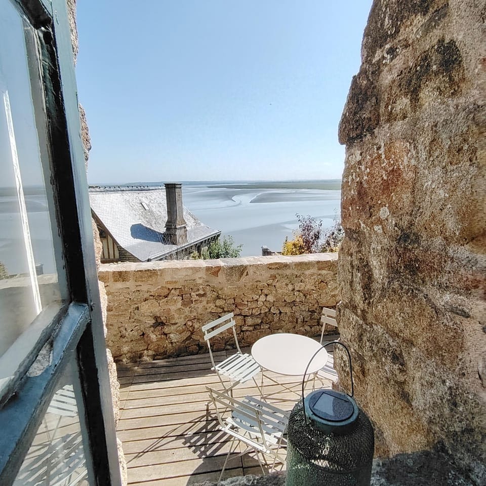 Patio, Natural landscape, View (from property/room), Dining area, Sea view