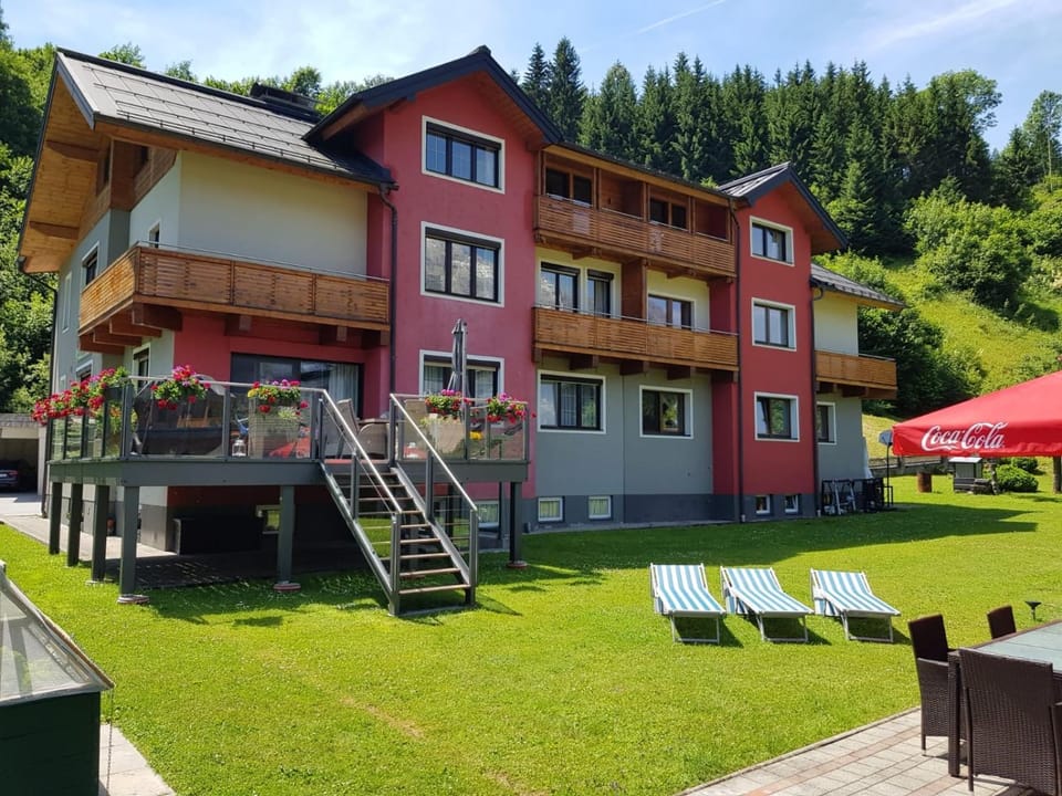 Property building, Garden