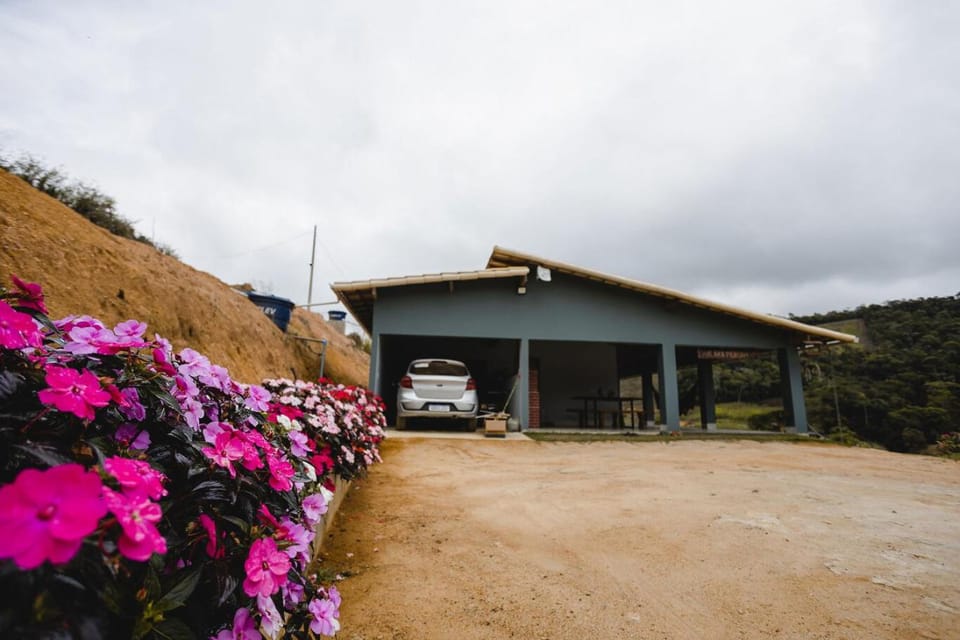 Property building, Facade/entrance, Off site