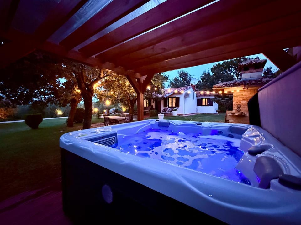 Night, Natural landscape, Hot Tub