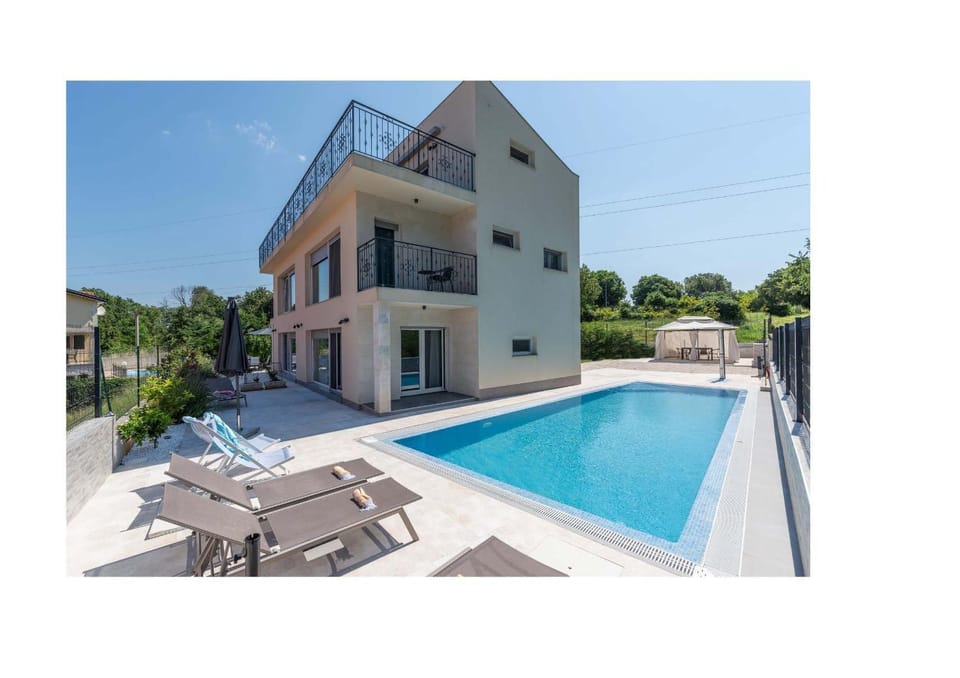 Villa Ventitre, Privatpool,Meersicht, nahe Porec- Strand NEU Villa in Istria County