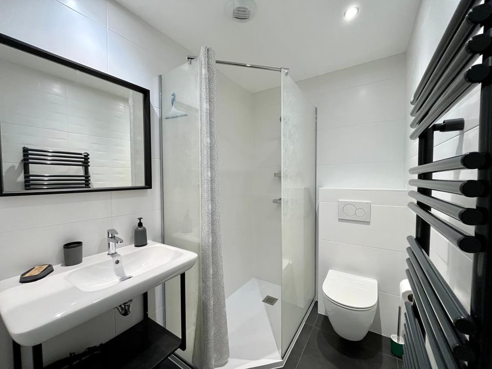 Le Five Tellier - Forest Bed and Breakfast in Reims