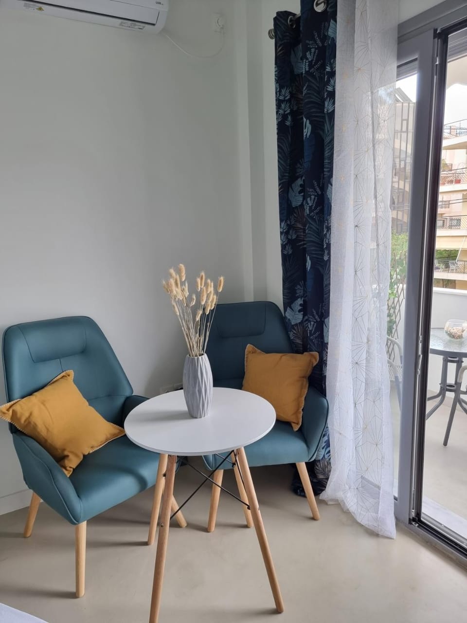 Stylish studio in Glyfada Apartment in South Athens