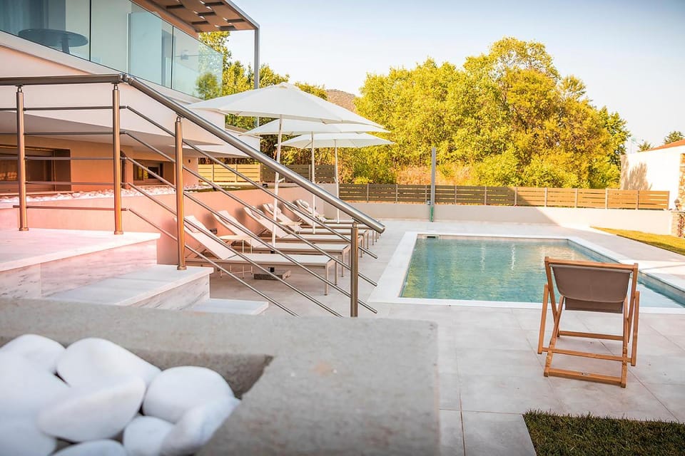 Swimming pool, Swimming pool, sunbed