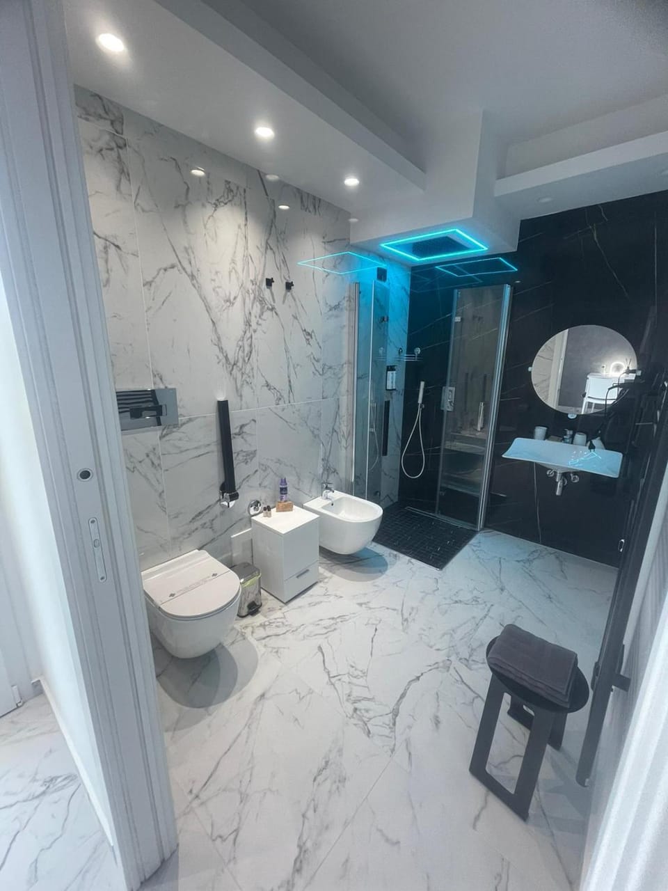 Shower, Toilet, Bathroom, bidet