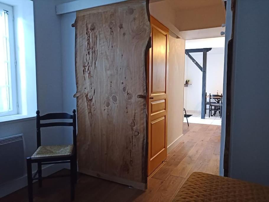 Petite maison de charme Les Chats Pîtres House in Nouvelle-Aquitaine