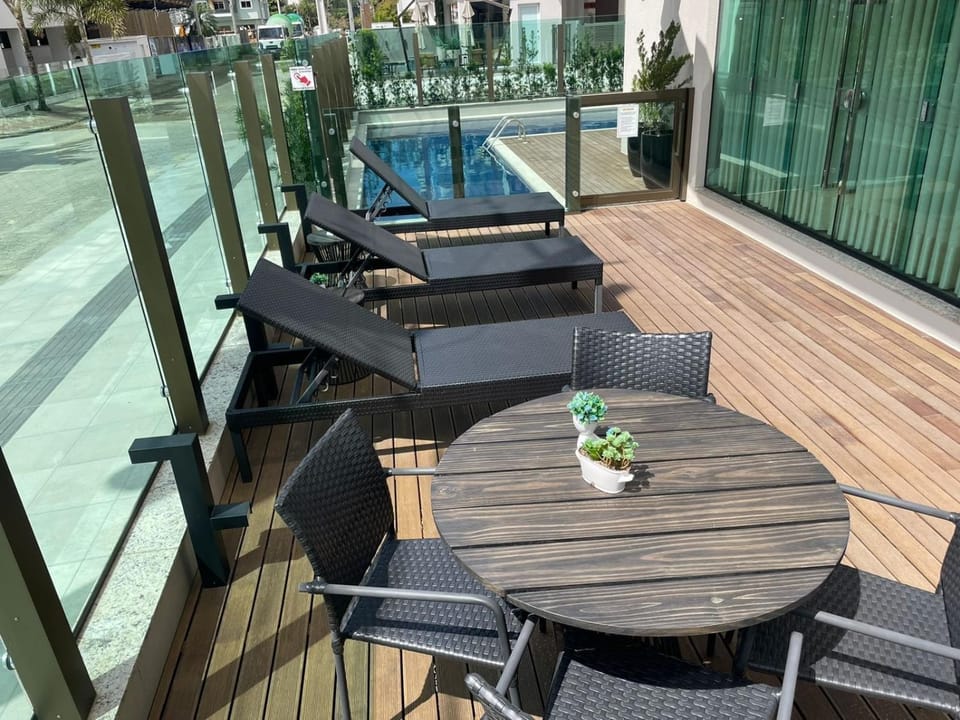Cód 82 - Apartamento á 280m do mar Apartment in Florianopolis
