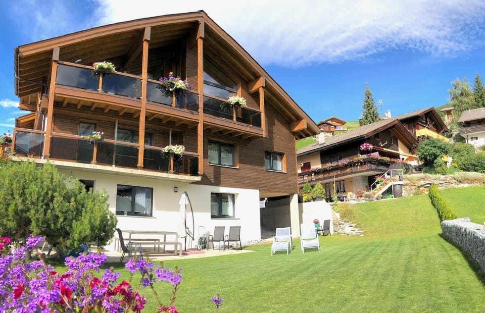 Property building, Garden