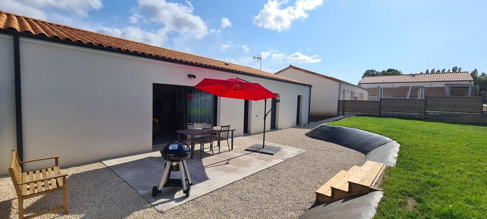 Balcony/Terrace, Inner courtyard view