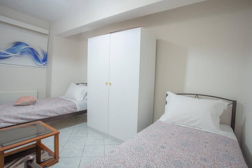 Bedroom, wardrobe