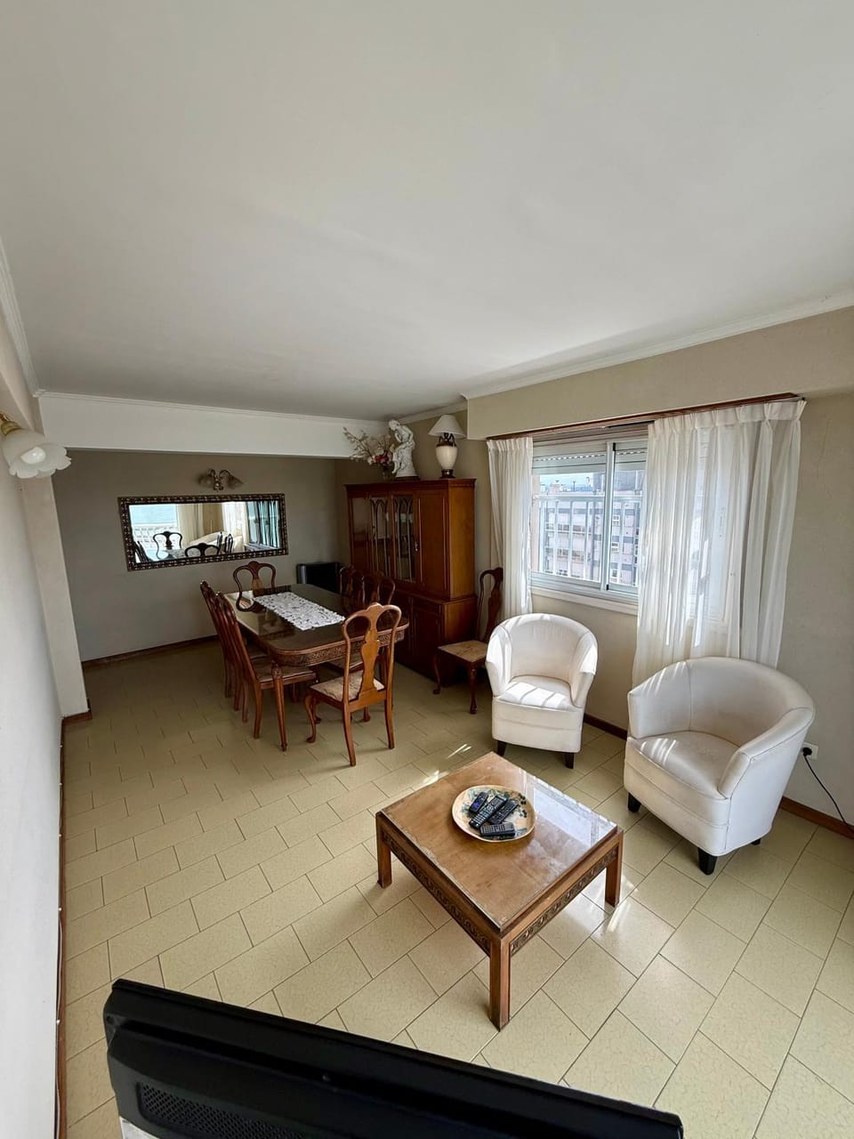 Living room, Seating area, Dining area