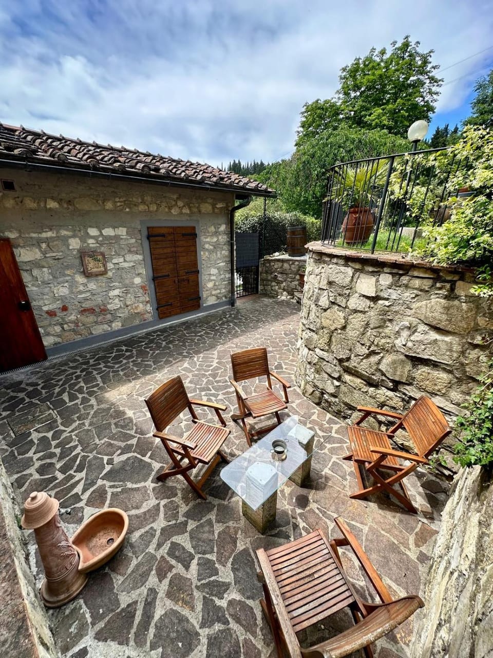 Patio, Seating area