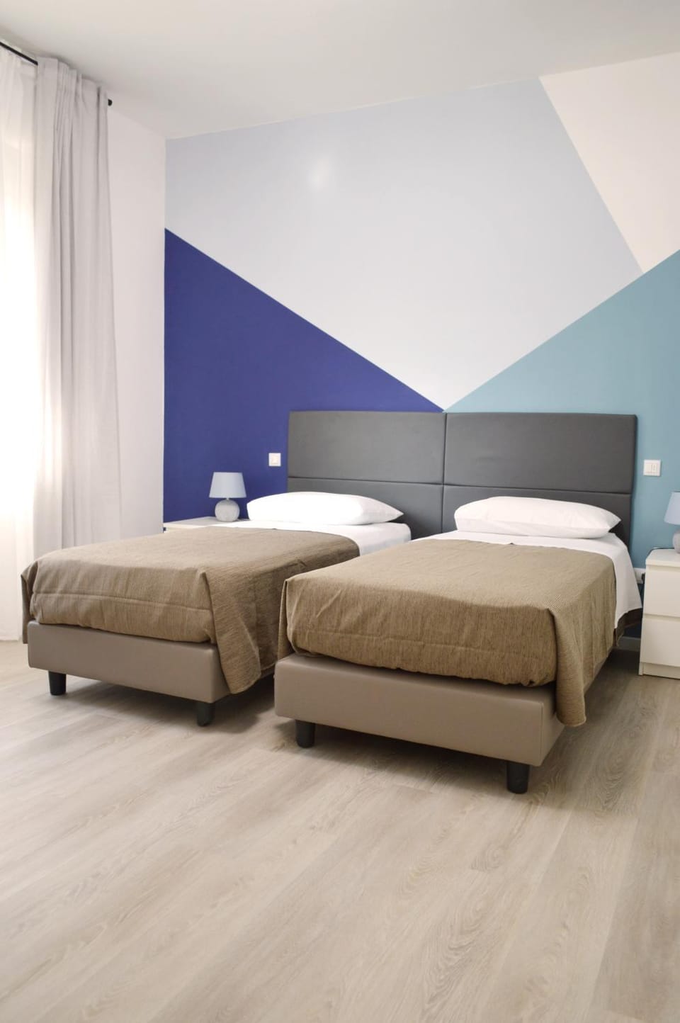 Como Holiday Home Appartamento business Apartment in Como