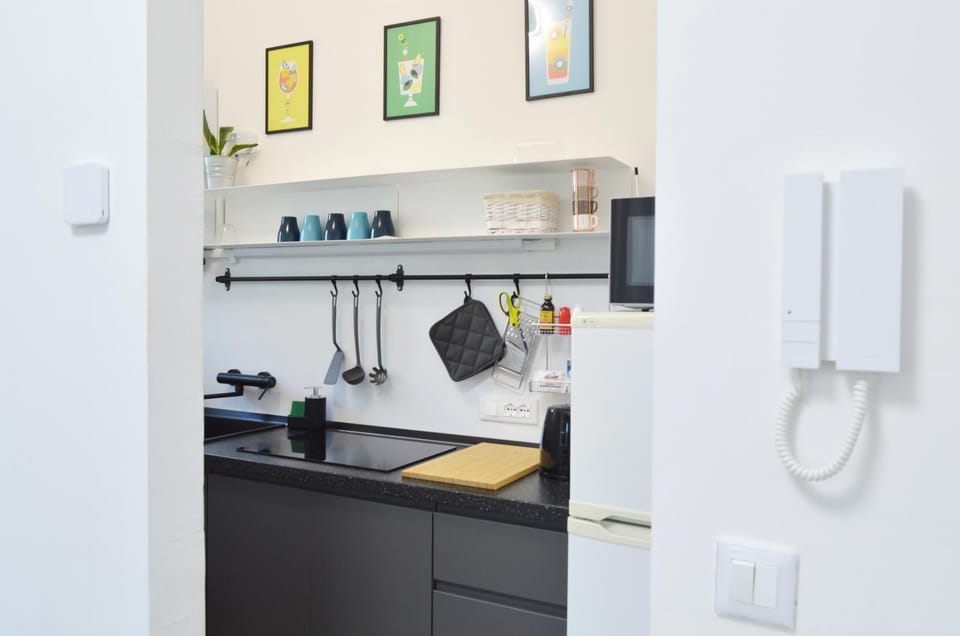 Kitchen or kitchenette, stove