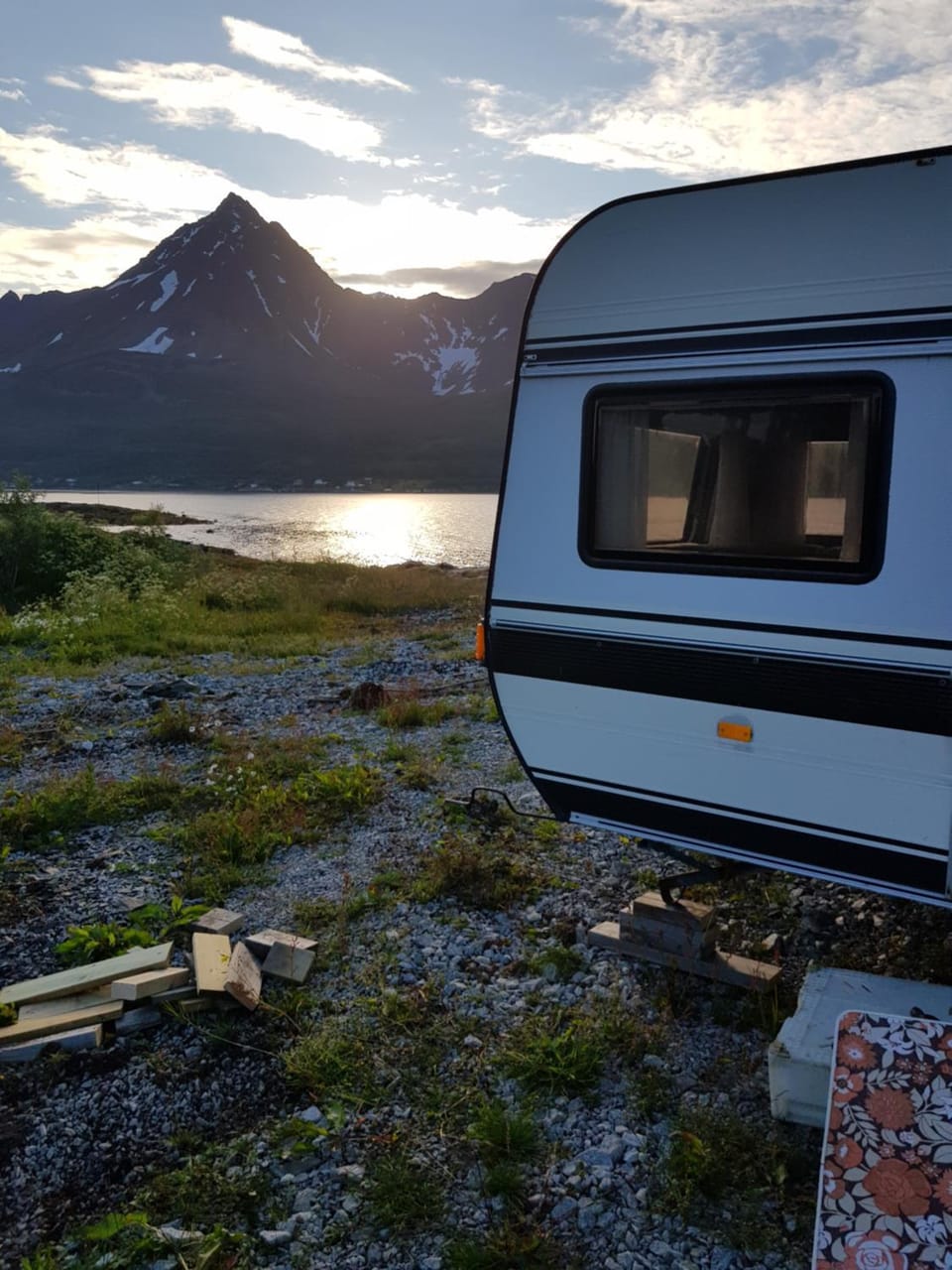 Captain's Hideout Luxury tent in Lapland