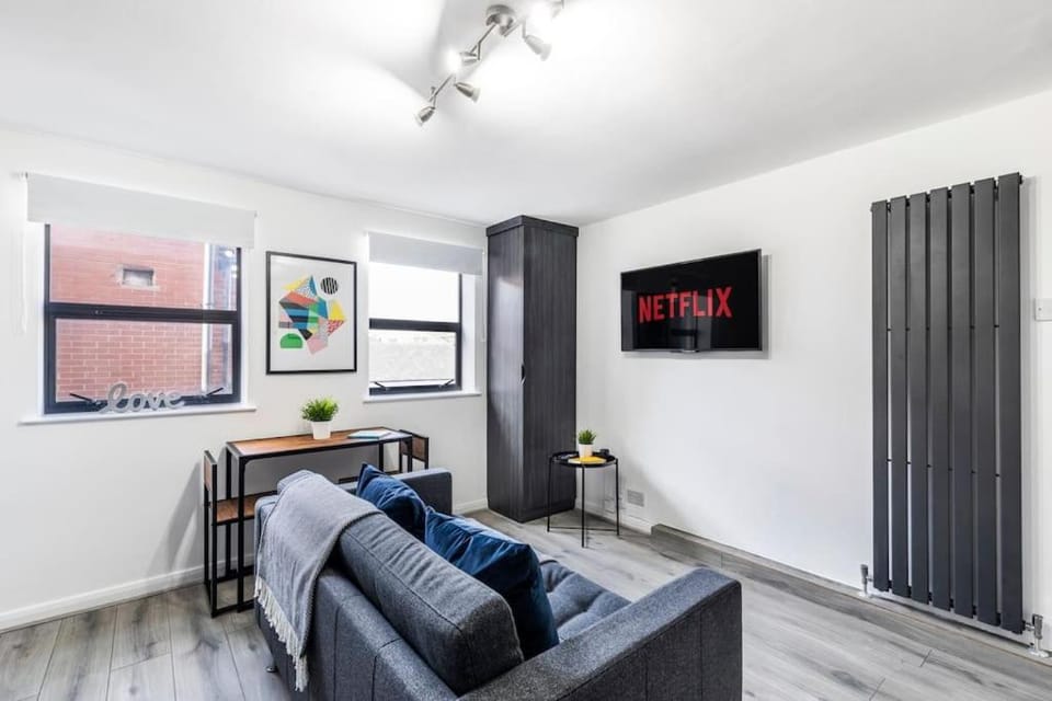 Luxury Apartment just minutes from Leeds City Centre & Uni Apartment in Leeds