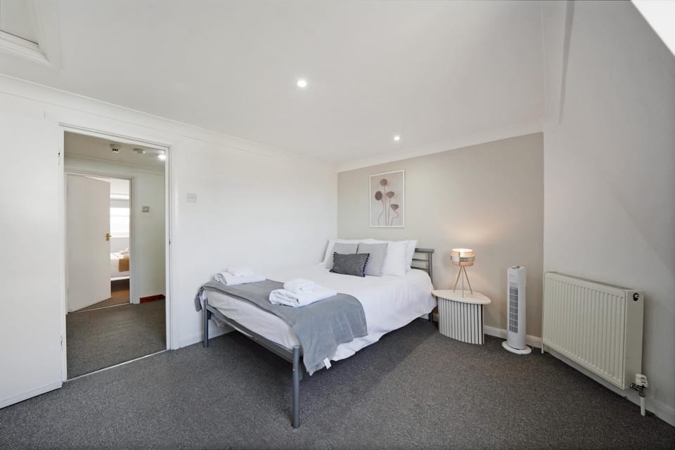 Wonderfund stay in Farringdon! 3 Beds, 6 Sleeps Apartment in London Borough of Islington