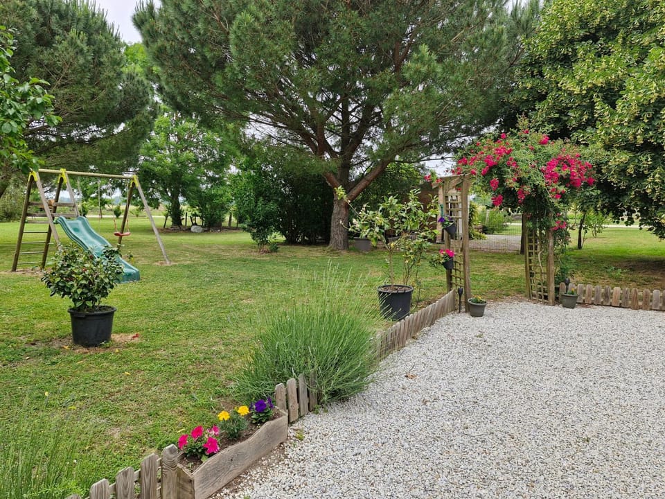 Chambre d'hôte Bed and Breakfast in Occitanie