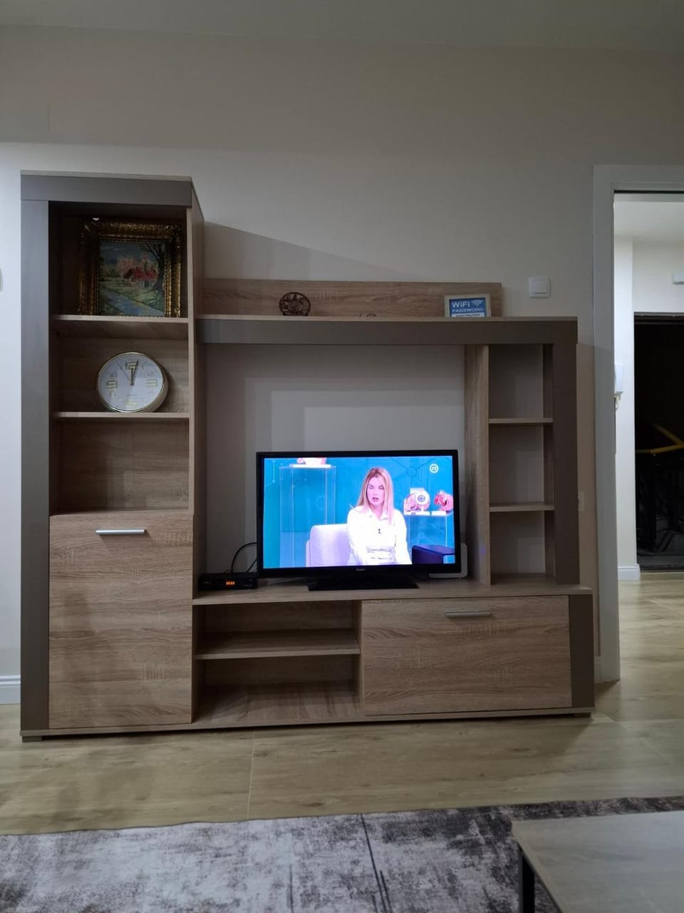 Communal lounge/ TV room, TV and multimedia