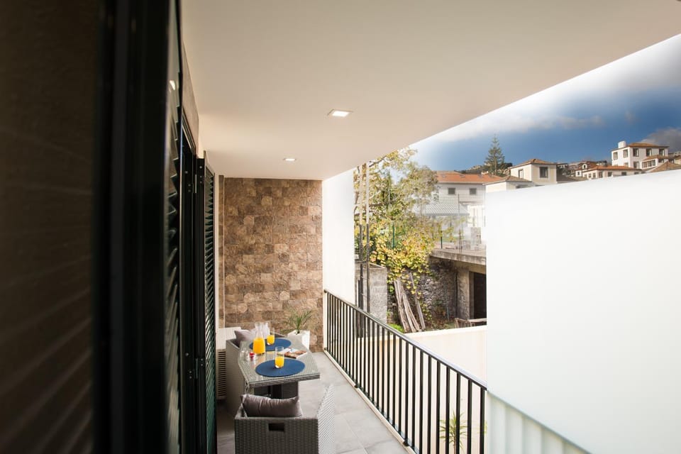 Pérola dos Anjos by LovelyStay Apartment in Funchal