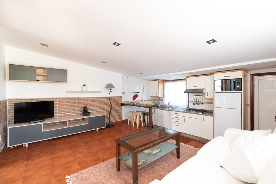 TV and multimedia, Kitchen or kitchenette, Dining area