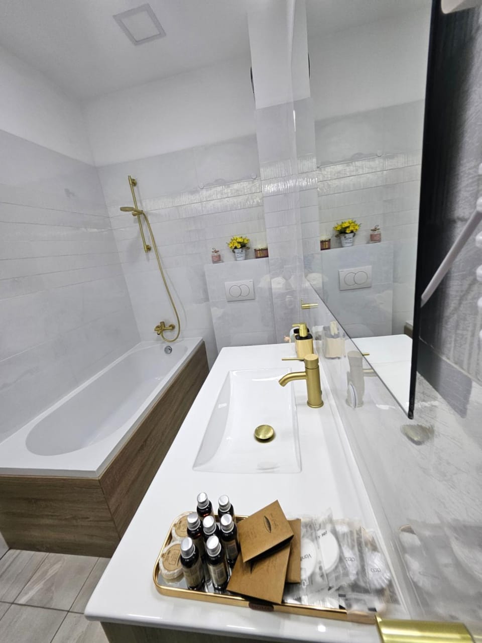 Moft studio by White Tower Apartment in Constanta