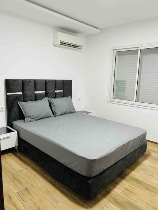 Appartement cosy à l'Aouina Apartment in Tunis