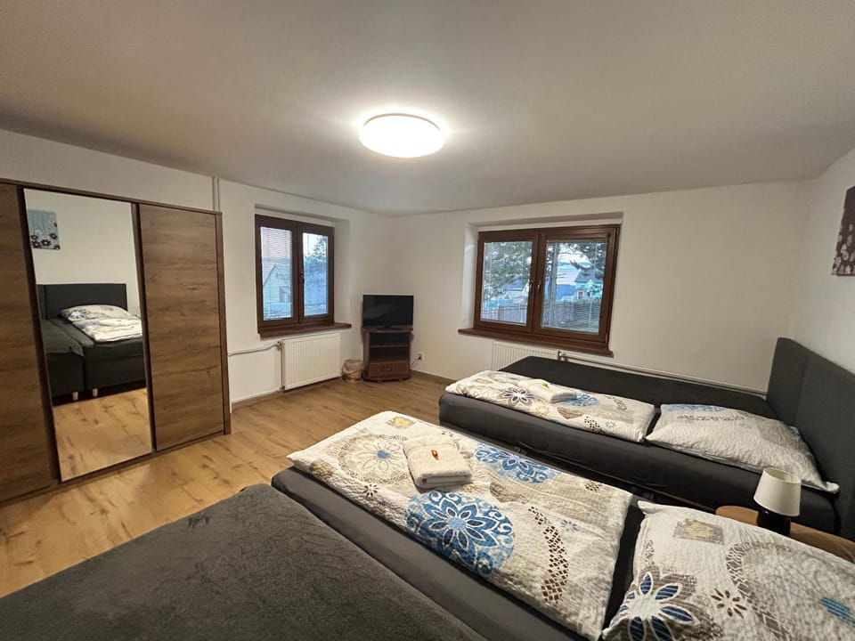 TV and multimedia, Bedroom