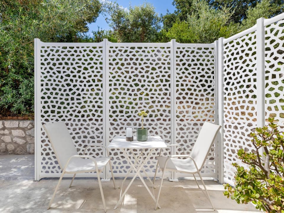 Newly renovated 1-Bedroom Apt with kitchen & patio Vacation rental in Costa del Sol