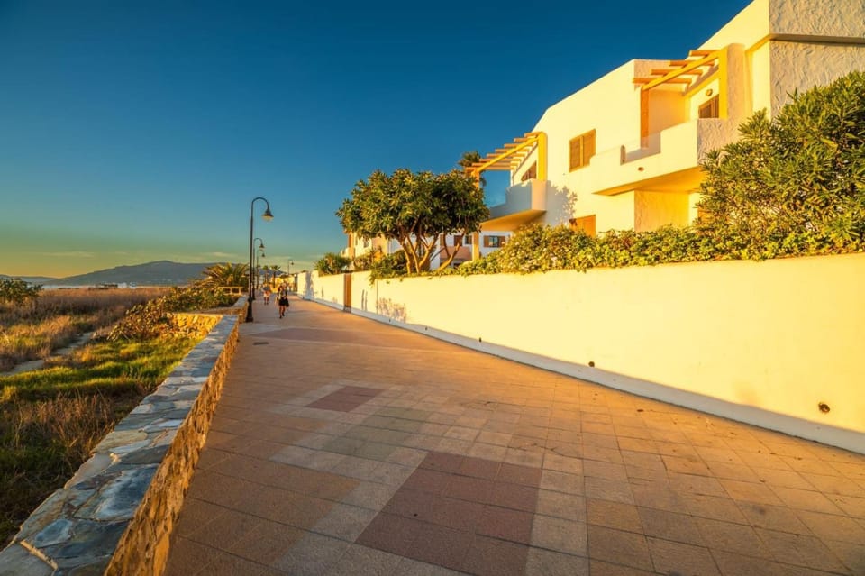 Piscina, wifi, patio con vistas Apartment in Tarifa