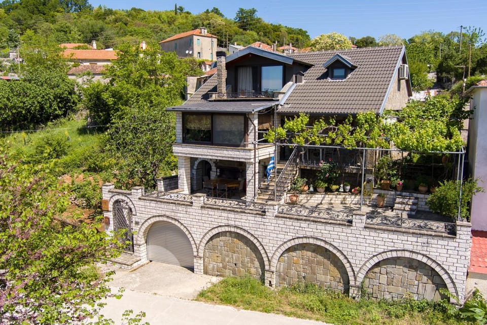 Property building, View (from property/room), Garden view, Landmark view, Mountain view