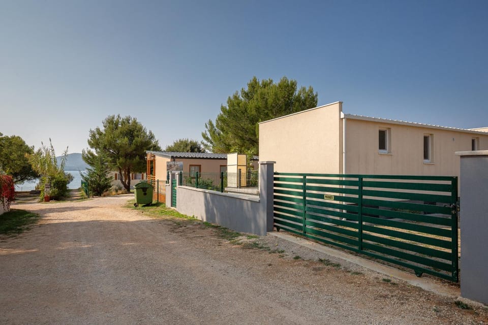 Mobile House KASTANJOLA House in Biograd na Moru