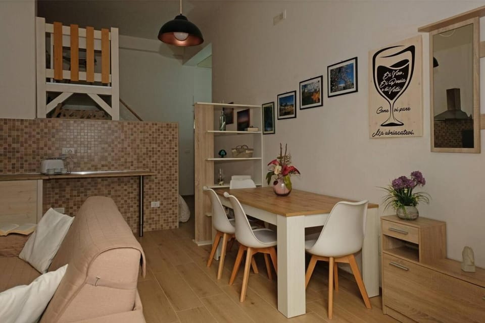 Kitchen or kitchenette, Living room, Dining area