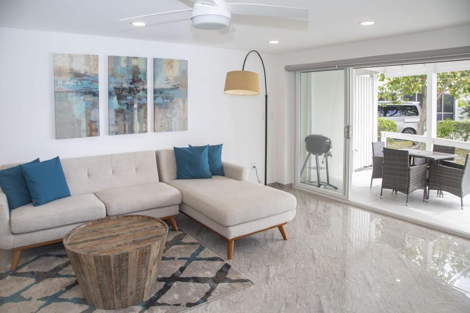 232B South Finger House in Saint Mary, Antigua and Barbuda