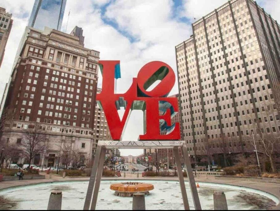 504 Luxe 1BDR APT in center city Apartment in Philadelphia