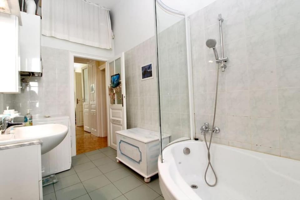 Shower, Bathroom, Bath