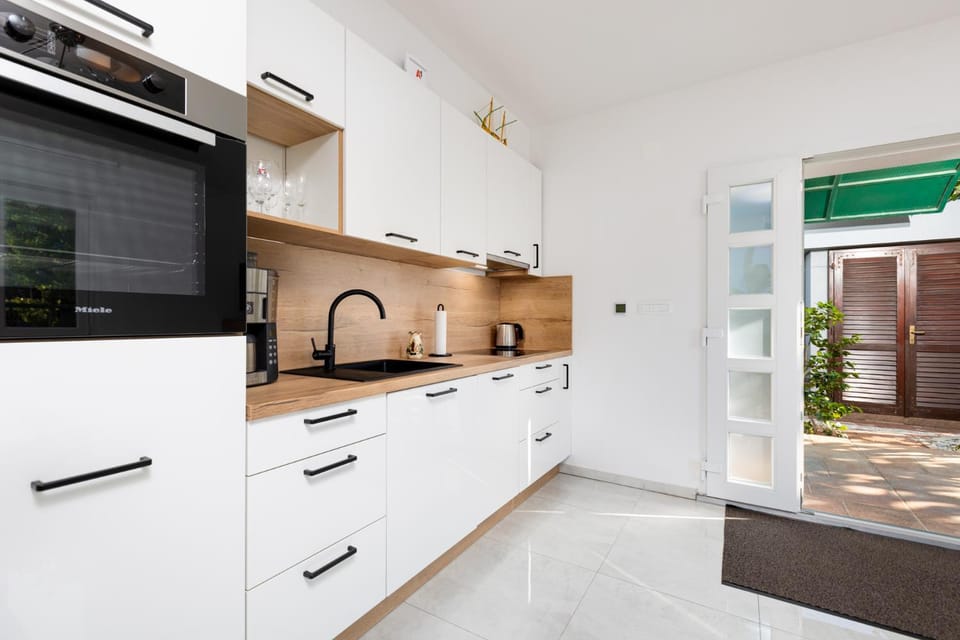 Kitchen or kitchenette, dishwasher, minibar, pet friendly, stove
