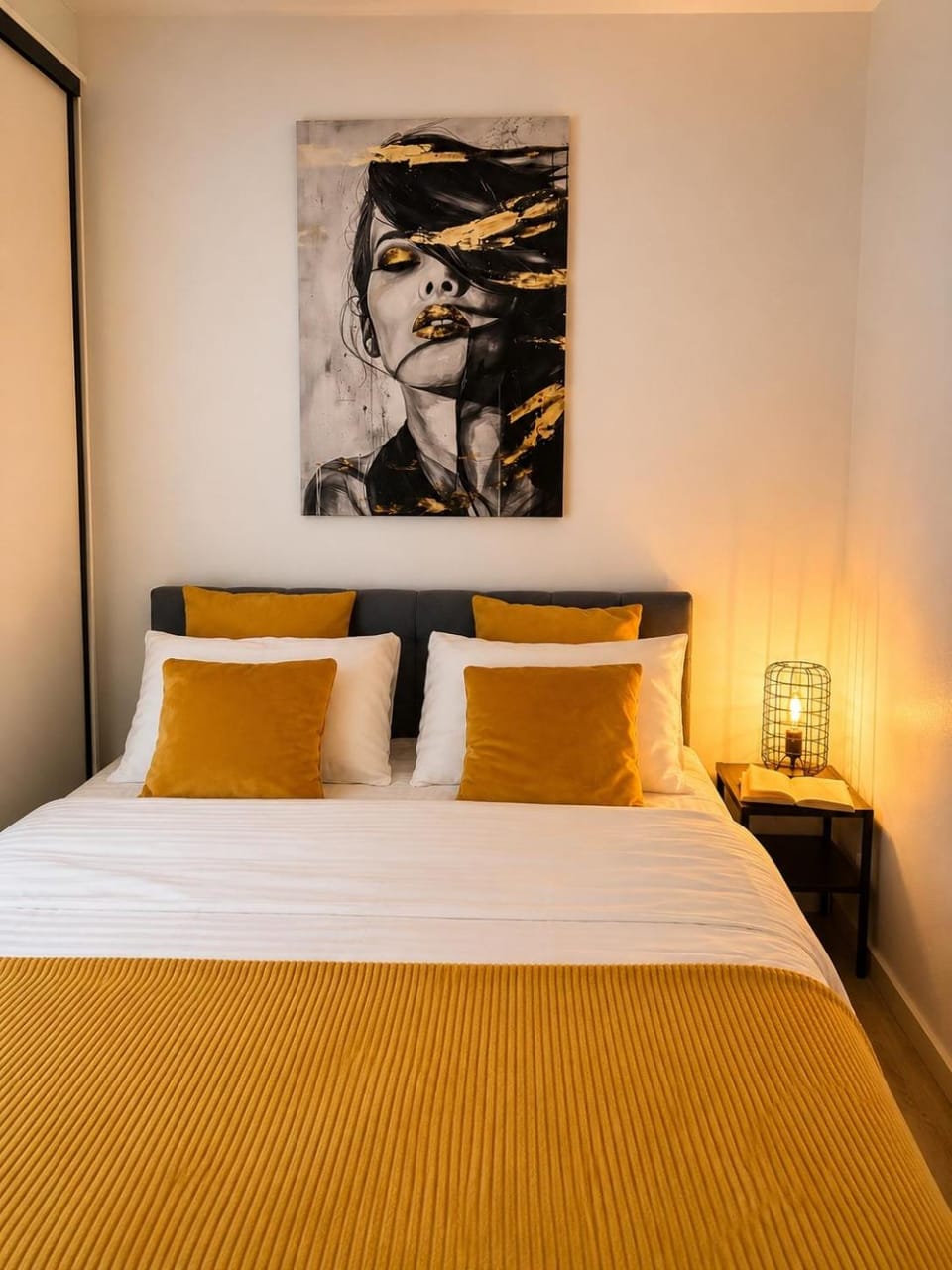 Yellow Apartment Apartment in Cluj County