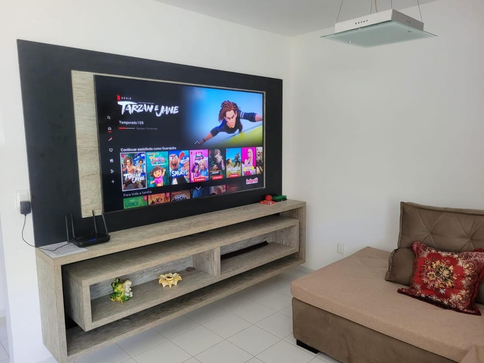 Communal lounge/ TV room, TV and multimedia