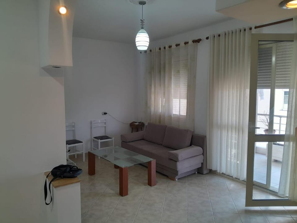Port Sea View Apartment Apartment in Vlorë