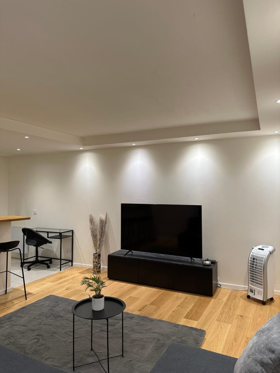 Communal lounge/ TV room, TV and multimedia, Living room, Seating area