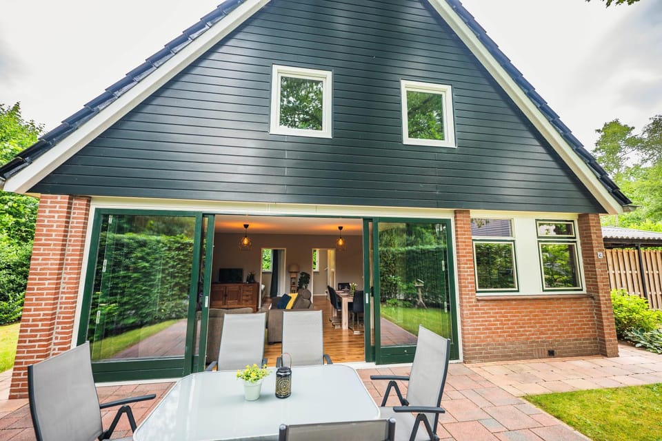 Patio, Garden, Dining area