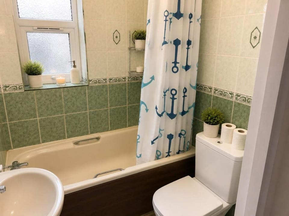 Harman Suites 1 & 2 Apartment in Leeds