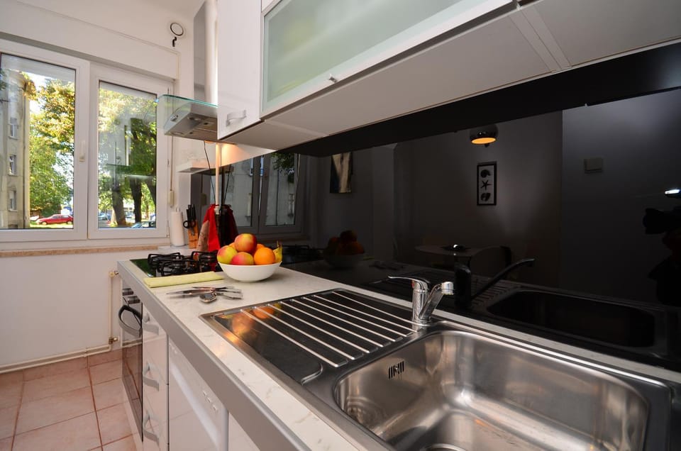 Day, Summer, Kitchen or kitchenette, Photo of the whole room