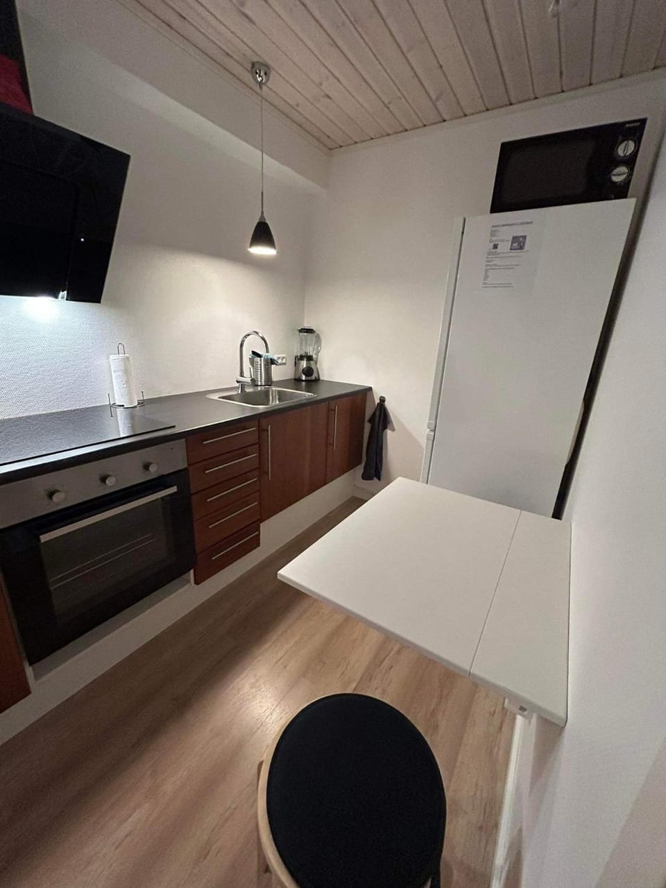 Kitchen or kitchenette, pet friendly
