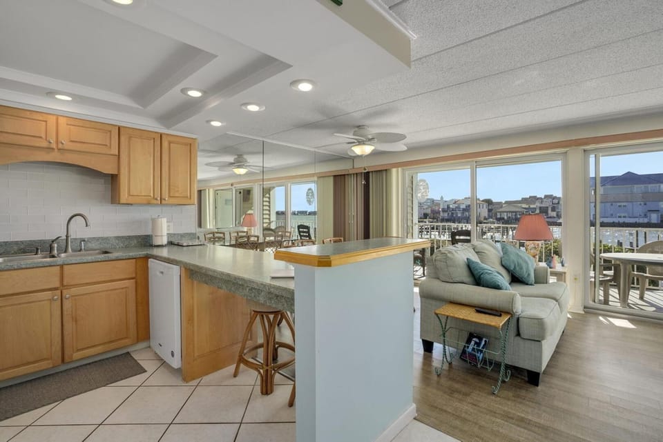 Thunder Island 139D condo Apartment in Ocean City