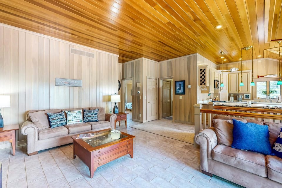 The Boat House w/ Dock: Enjoy Lake Life! House in Indiana