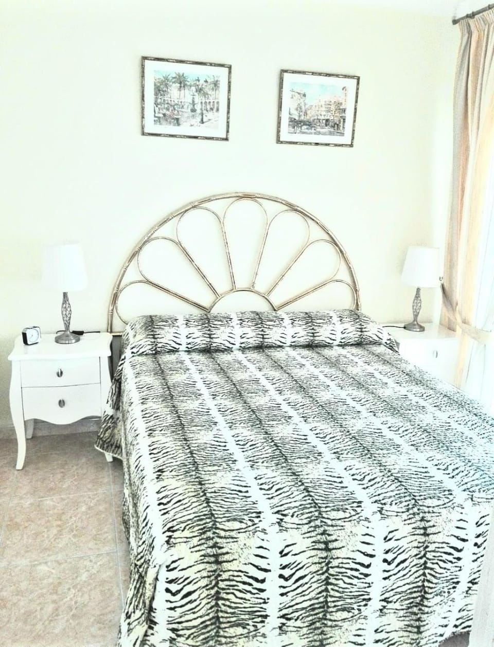 PRECIOSO APARTAMENTO EN PLENO CENTRO DE MARBELLA Y SEGUNDA LINEA DE MAR Reserva ahora por semanas o MÁS CON UNA OFERTA INMEJORABLE Apartment in Marbella