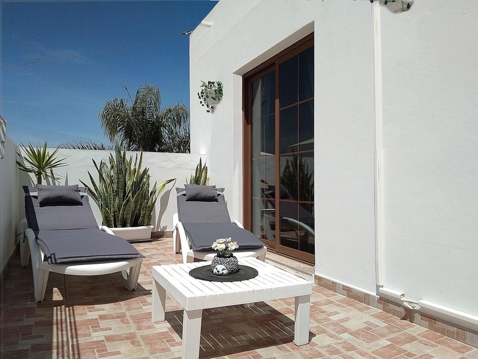 Balcony/Terrace, Balcony/Terrace, sunbed
