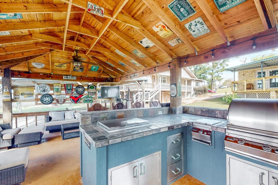 'Harbor Haven' w/ Dock: Lake Livingston Home House in Lake Livingston